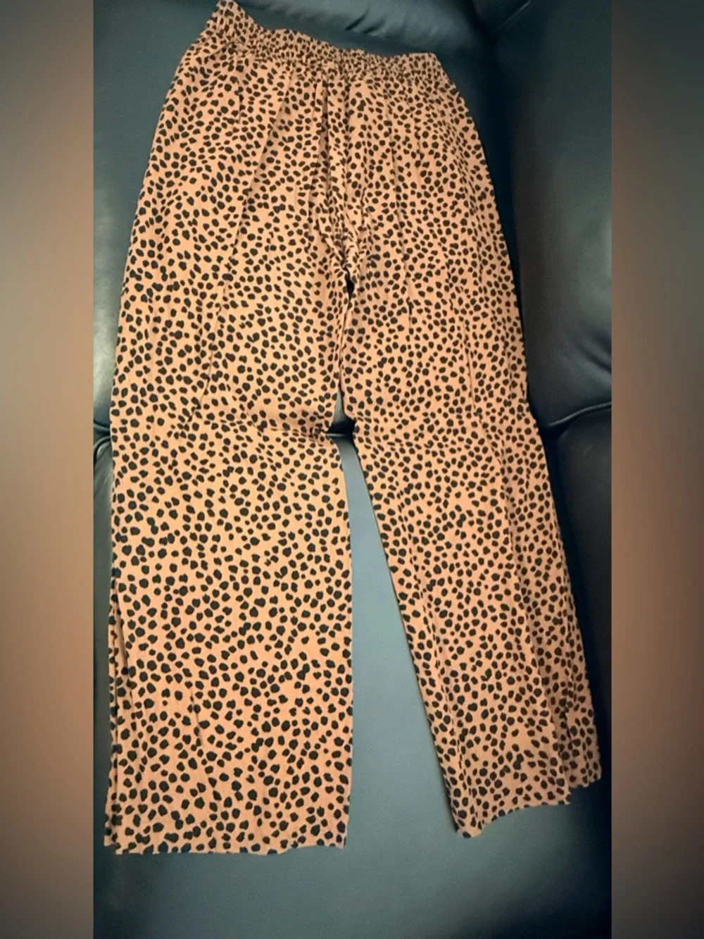 Old Navy Wide-Leg Leopard Print Pants in Brown and Black - Picture 7 of 7